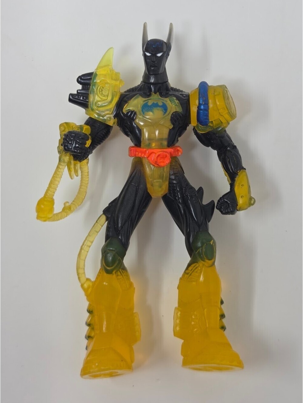 Kenner 1999 DC Comics Batman Mission Masters Figure – Black & Yellow Tech Armor